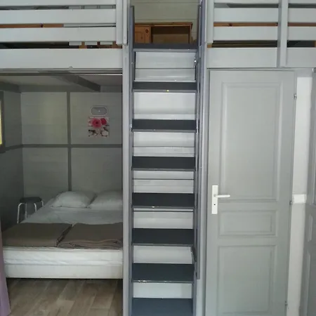Camping Paradis Bellerive Montfrin Room photo